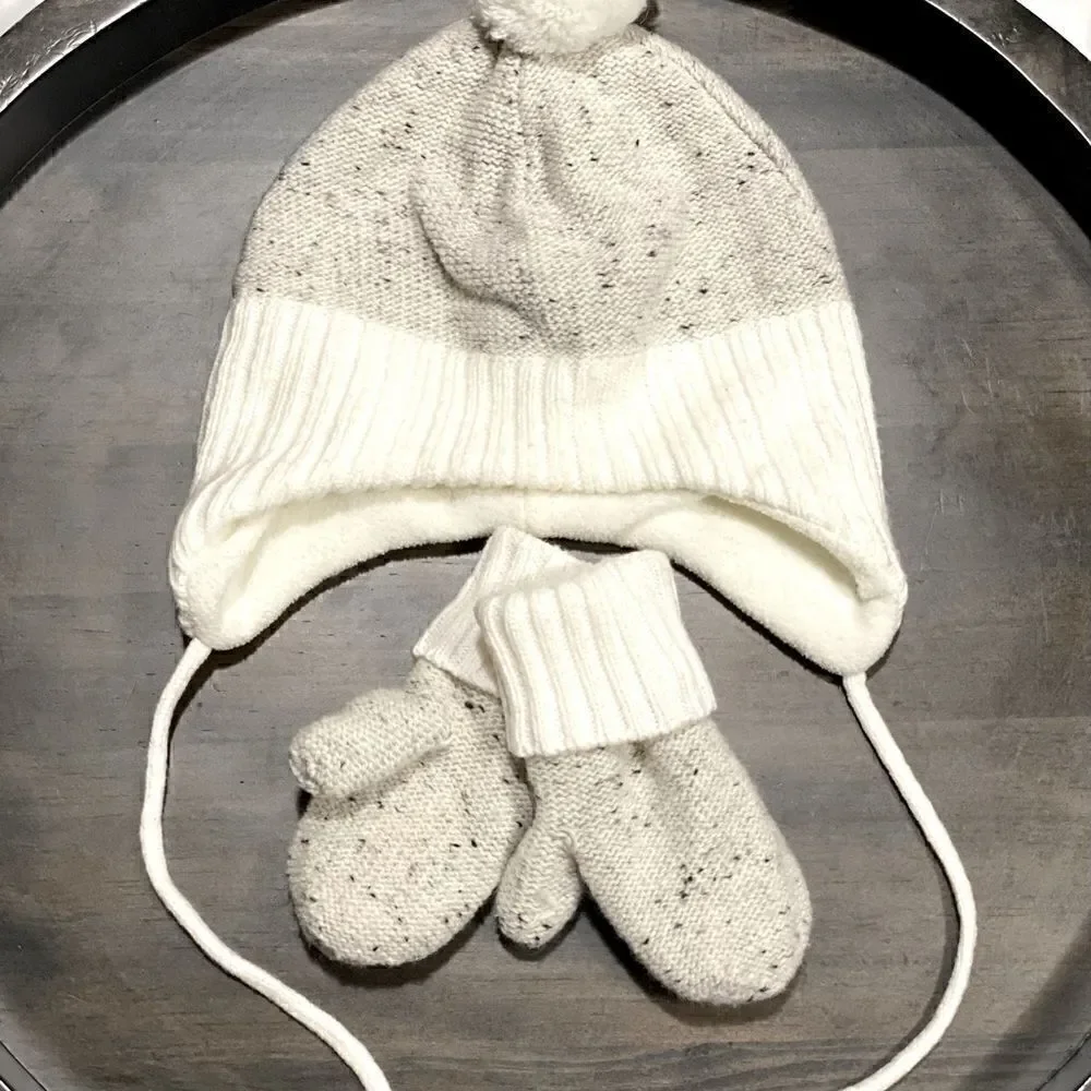 Unknown hat features